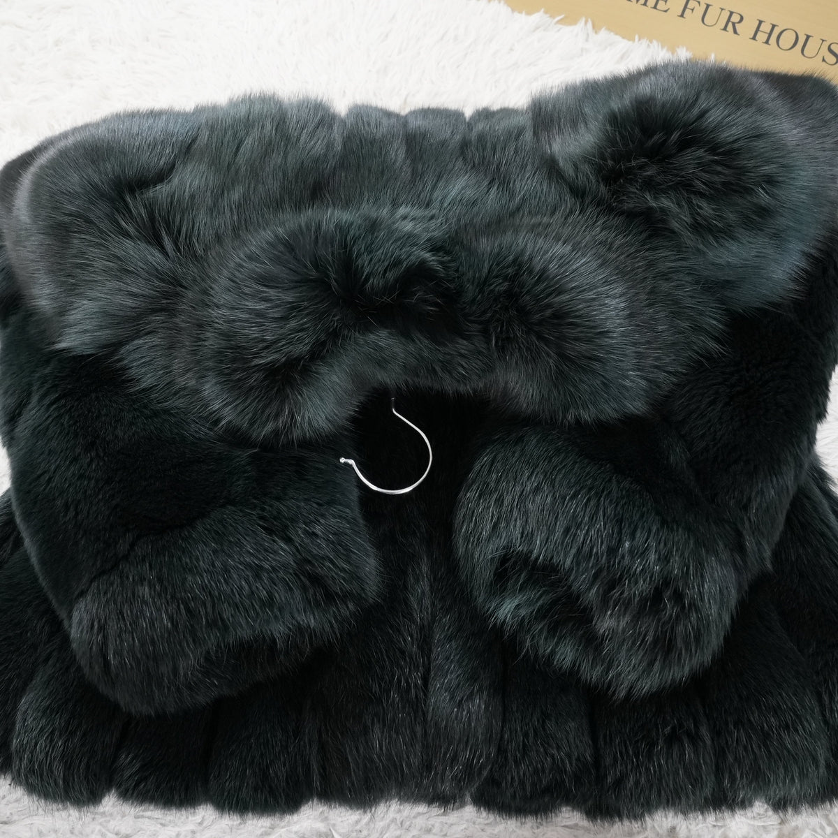 Dark Green Dyed Fox Fur Coat Soft and Fluffy Malvoisie - Genuine Vintage Fur From Japan