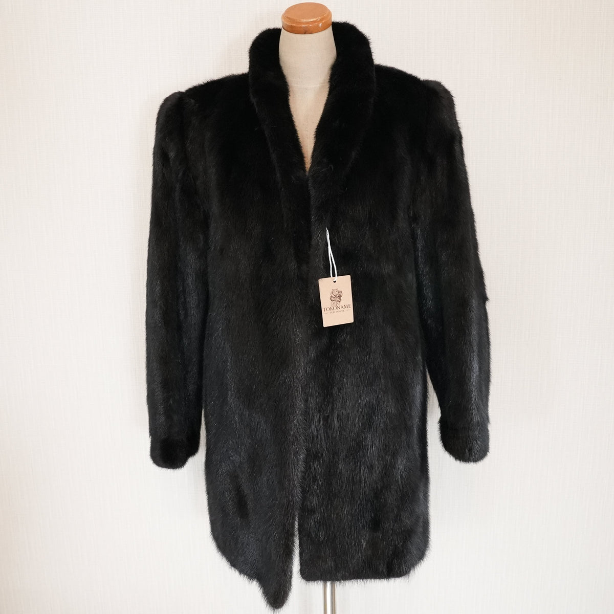 SAGA MINK Fur Coat - Genuine Vintage Fur From Japan