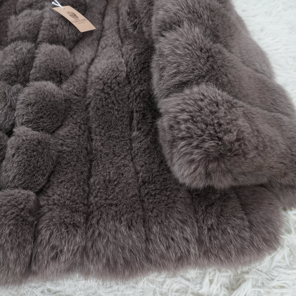 Muted Plum Gray Dyed SAGA FOX Coat Soft and Fluffy - Genuine Vintage Fur From Japan