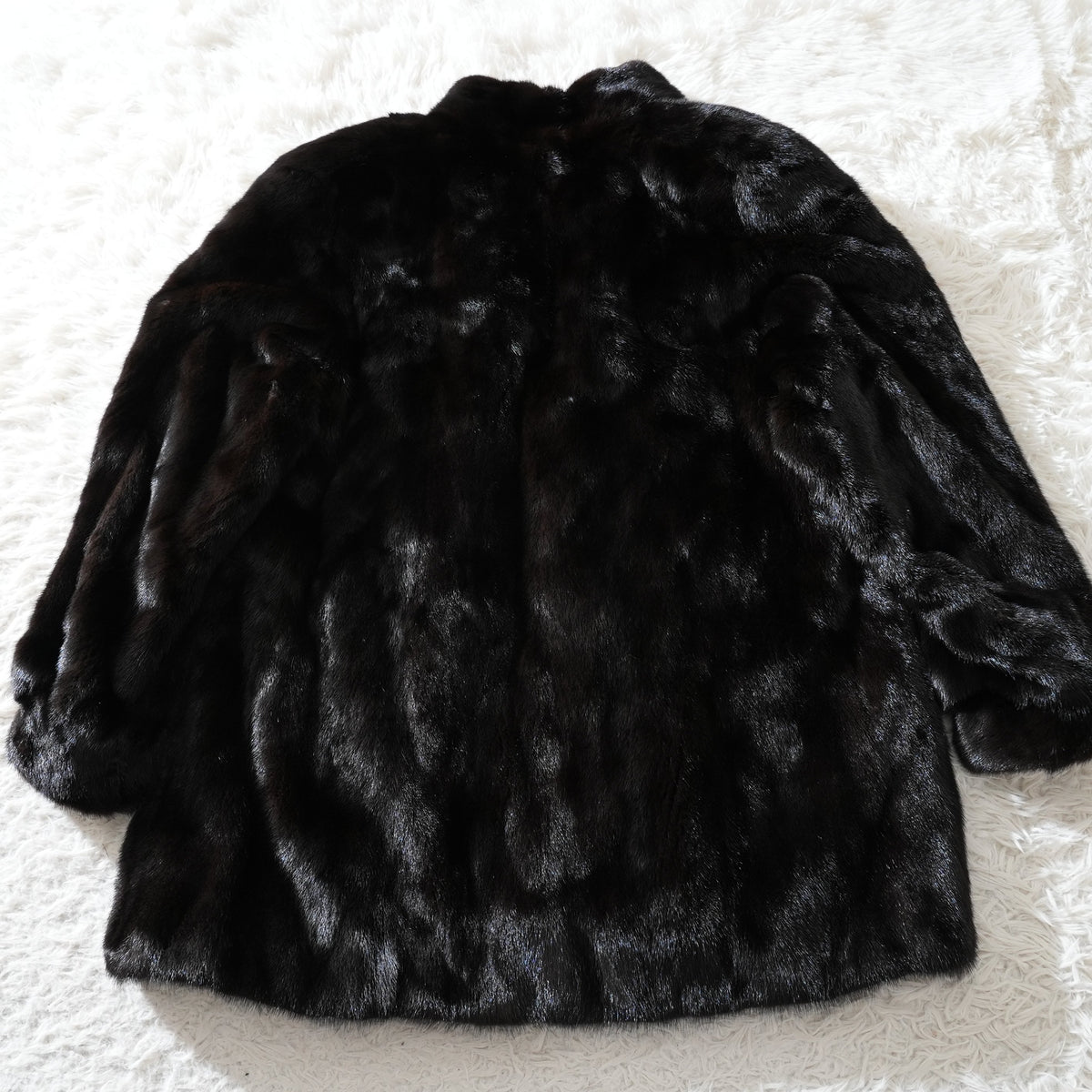 Glama Mink Fur Coat Soft and Glossy - Genuine Vintage Fur From Japan