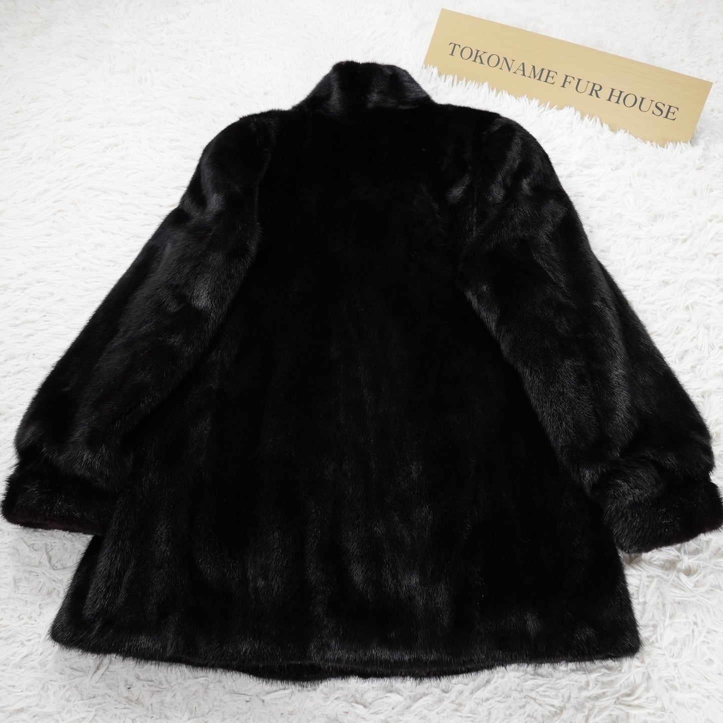 SAGA MINK Fur Coat - Genuine Vintage Fur From Japan