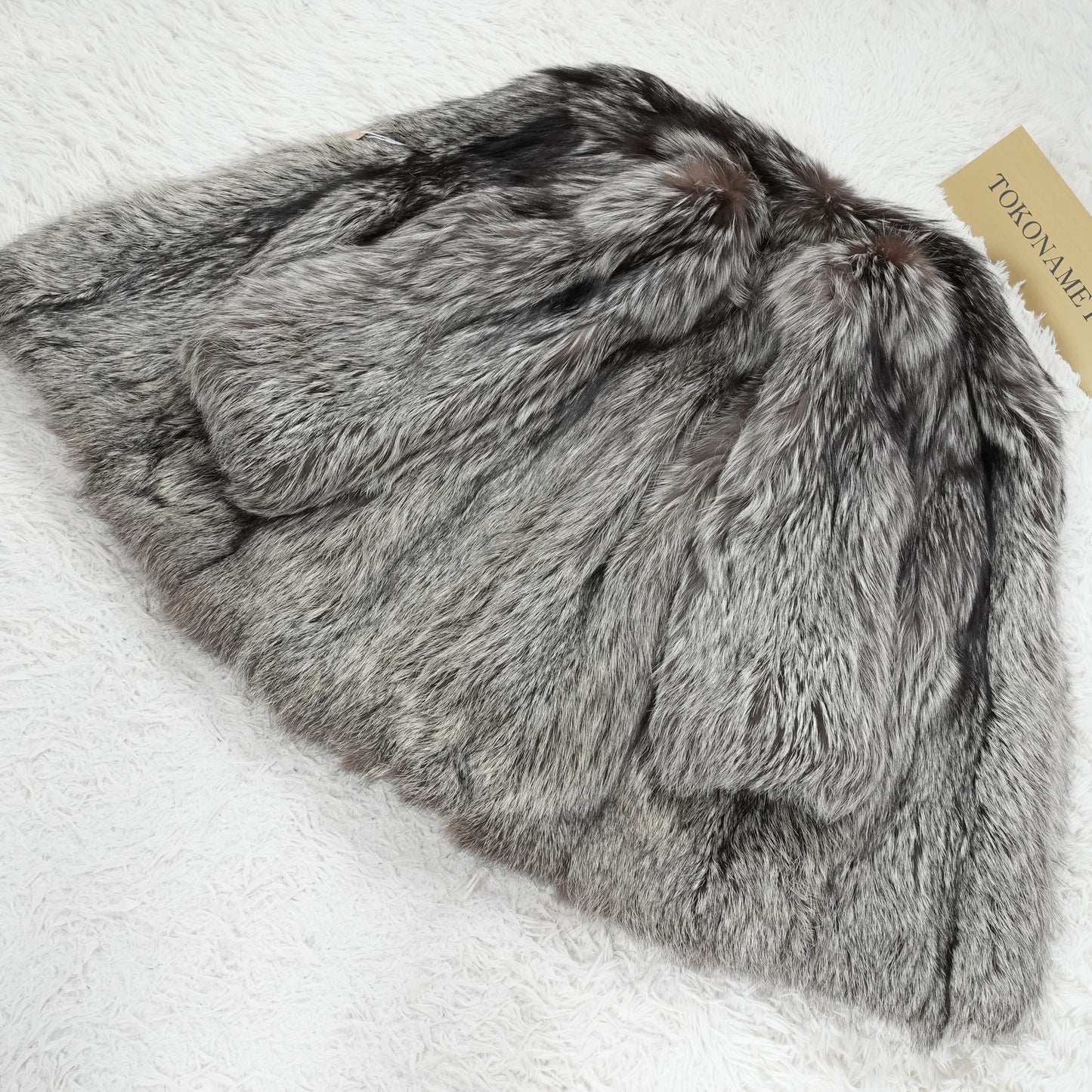 Silver Fox Fur Coat - Genuine Vintage Fur From Japan