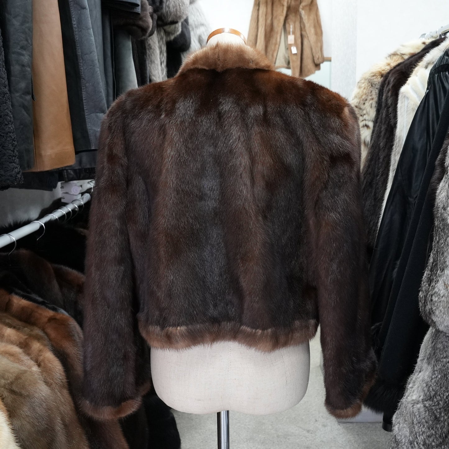 Dark Mink cropd Jacket SAGA MINK - Genuine Vintage Fur From Japan