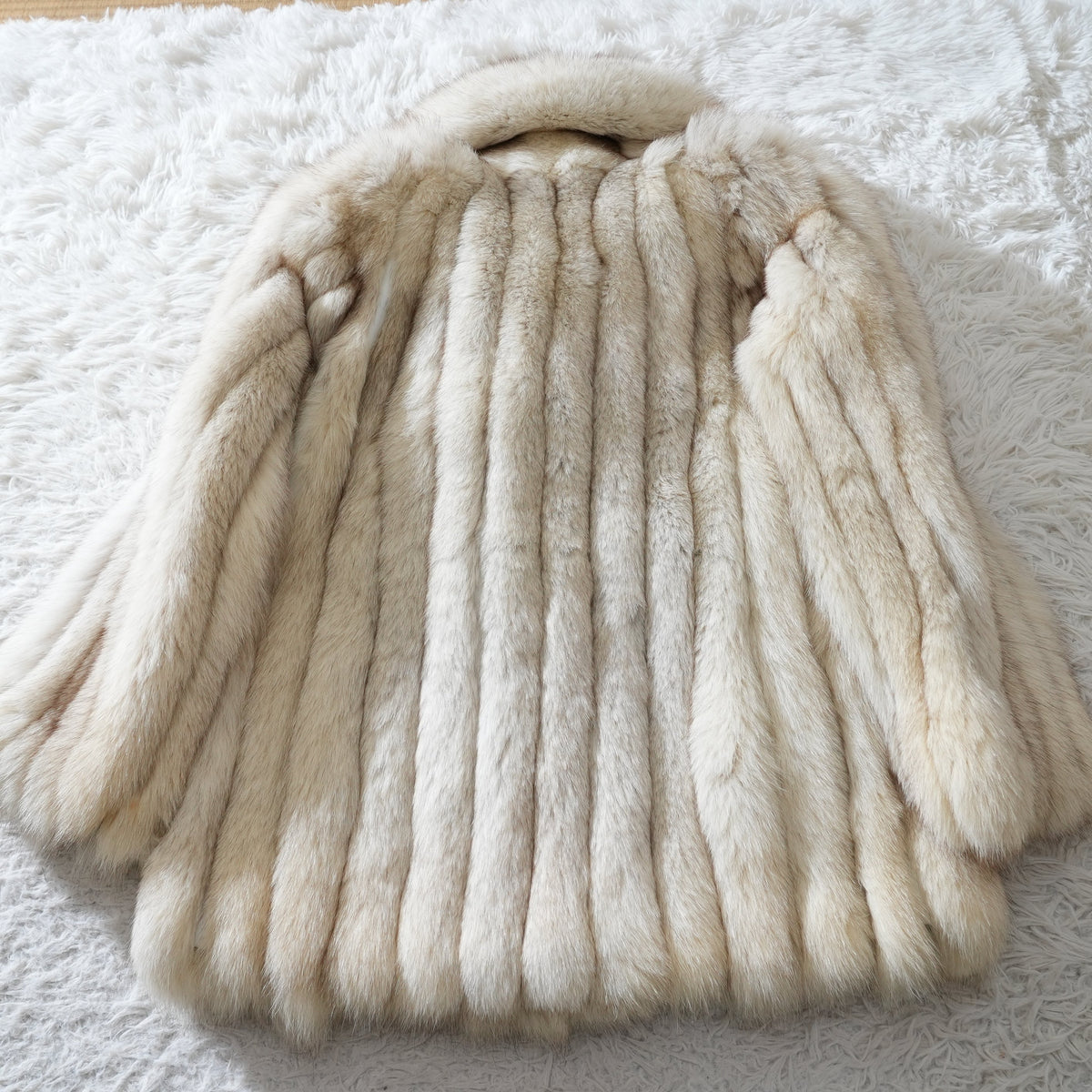 Nordic Fox Fur Coat - Genuine Vintage Fur From Japan