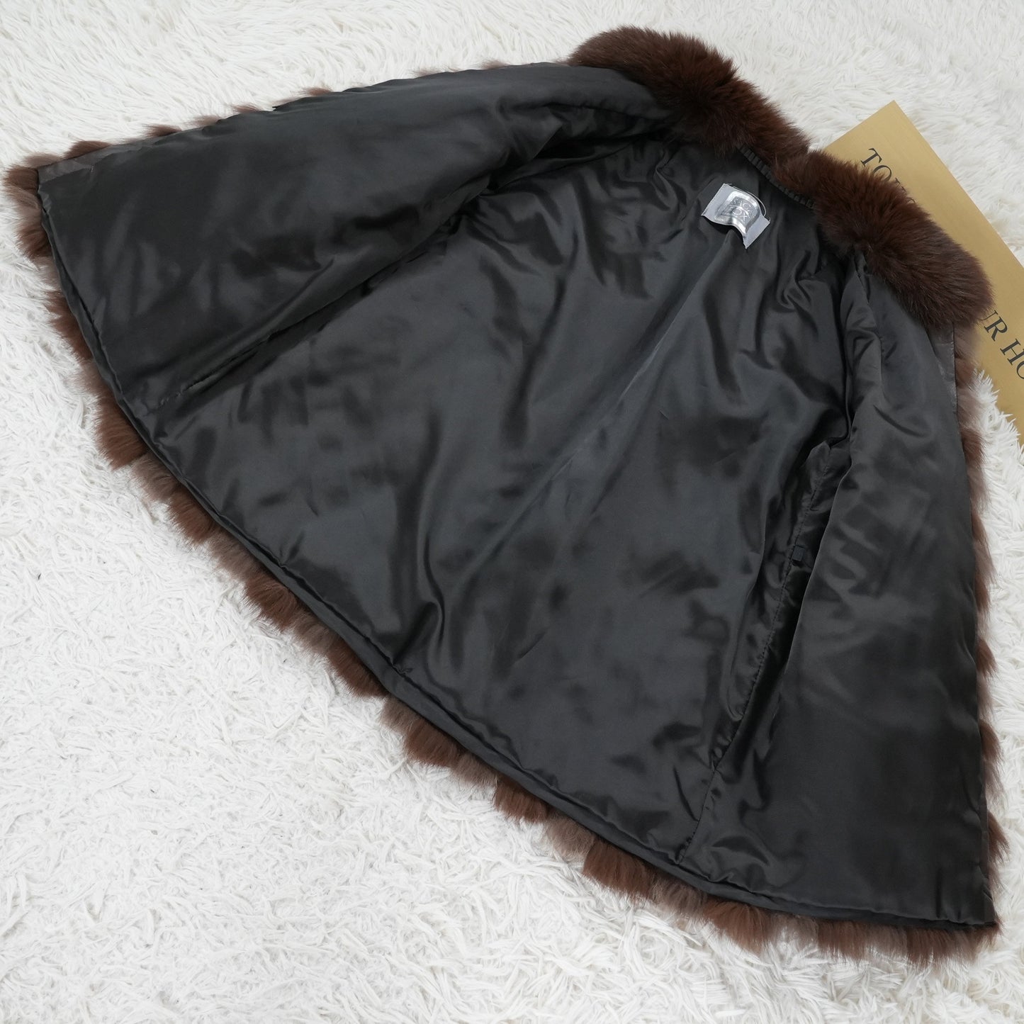 Two tone Dyed  Fox Fur Coat SAGA FOX - Genuine Vintage Fur From Japan