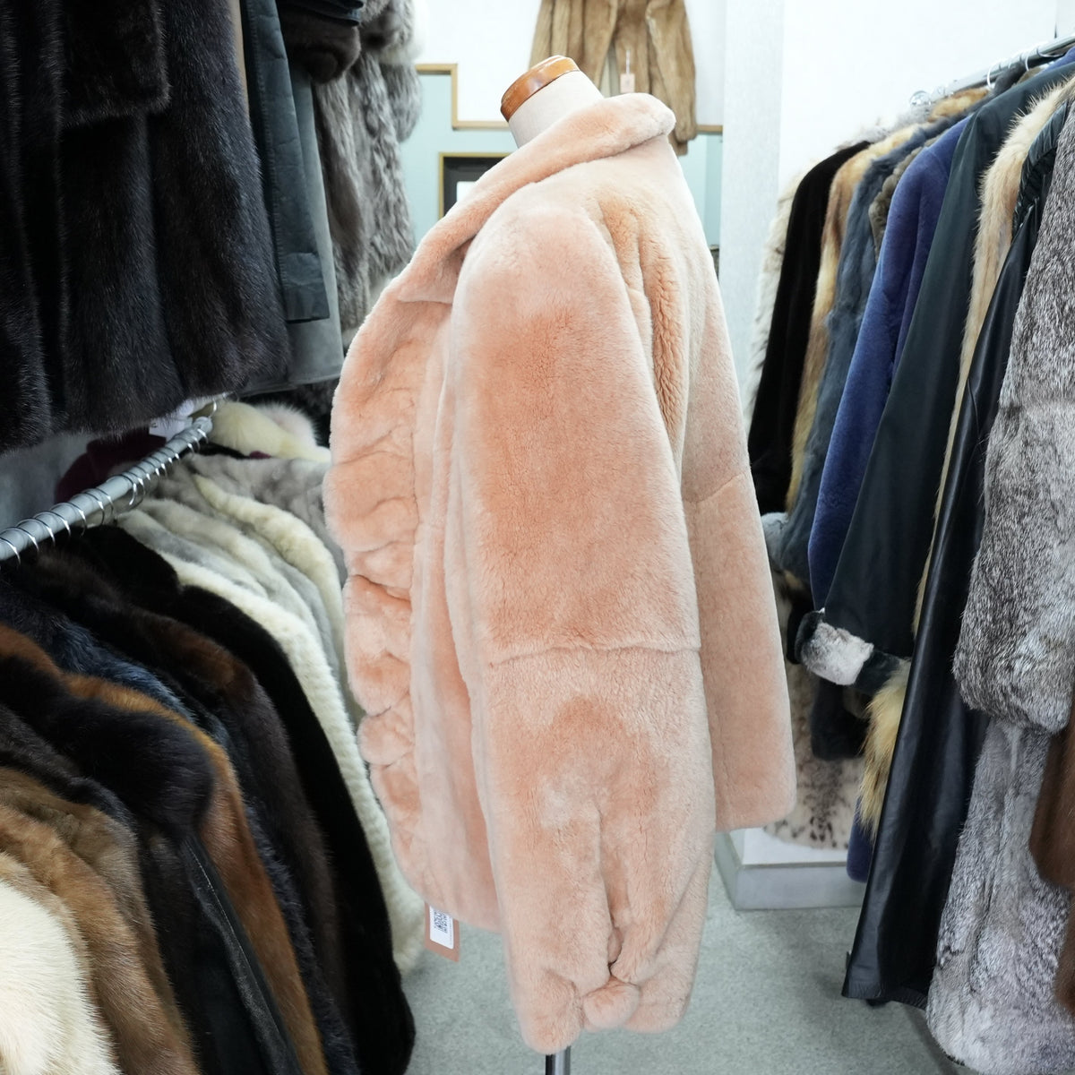 Pink Beige Dyed Nutria Fur crop Jacket - Genuine Vintage Fur From Japan