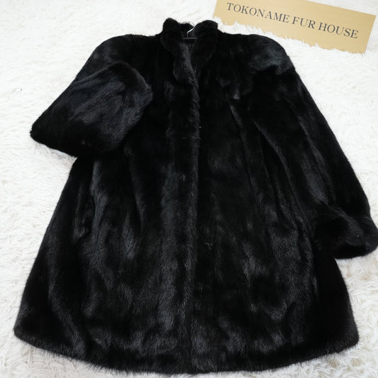 SAGA MINK Black mink Fur Coat - Genuine Vintage Fur Japan