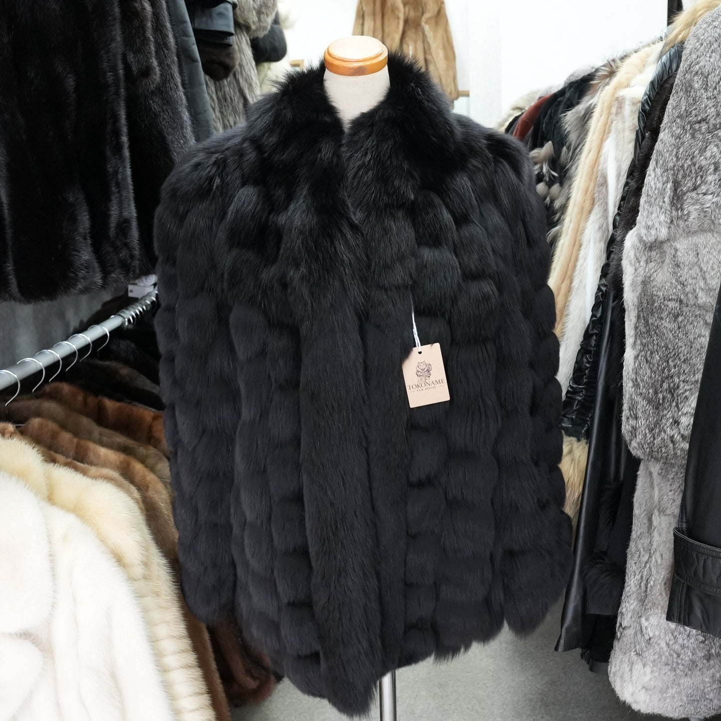 Black Dyed Fox Design Coat EMBA - Genuine Vintage Fur From Japan