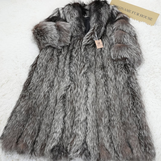 Silver Fox Long Coat - SAGA FOX Genuine Vintage Fur Japan
