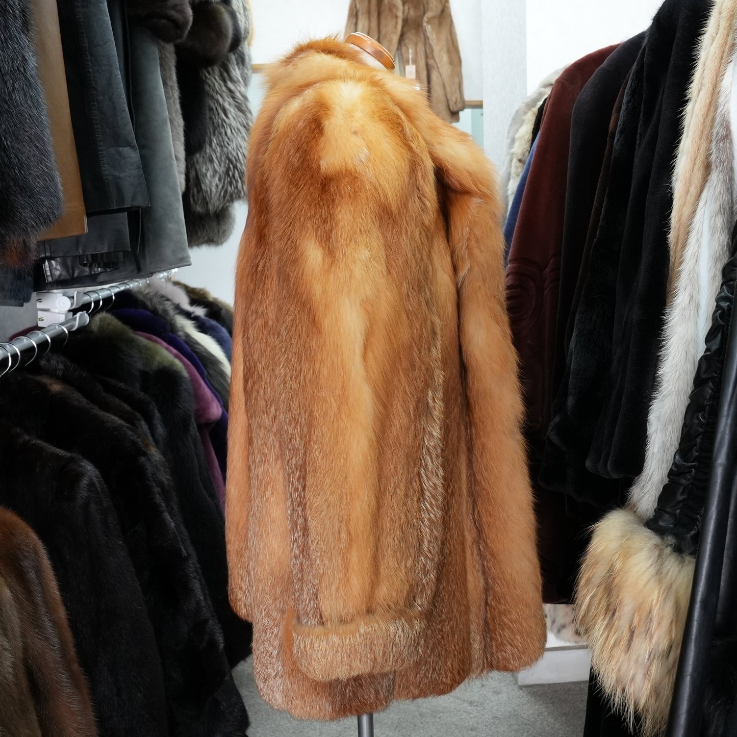 Red Fox Fur Coat Soft & Fluffy - Genuine Vintage Fur From Japan