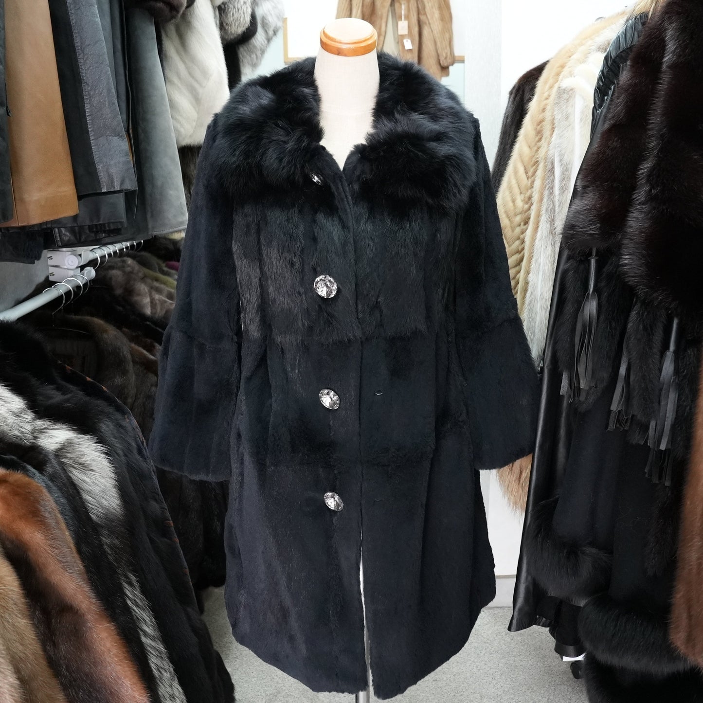 Rex rabbit Black Dyed Coat - Genuine Vintage Fur From Japan