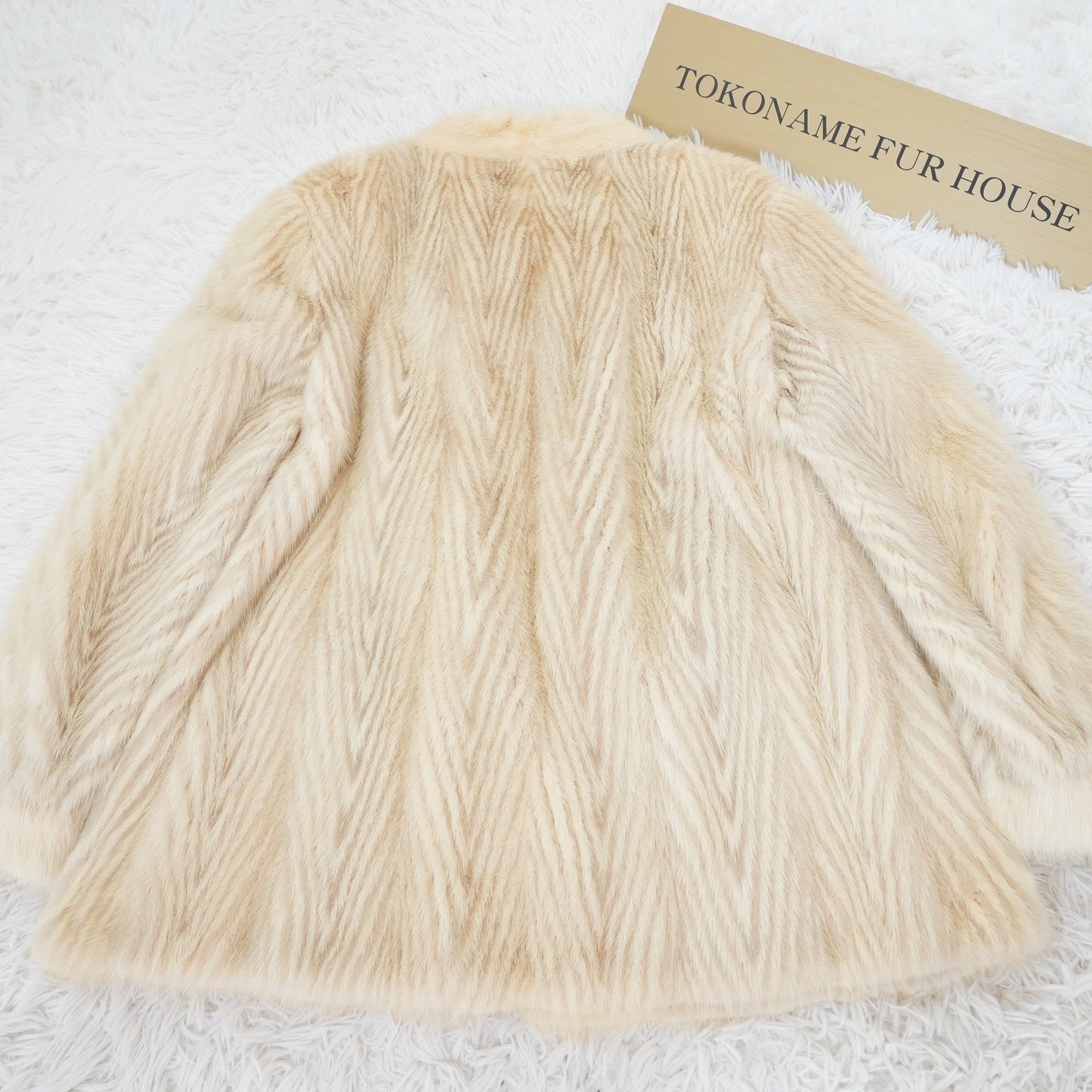 White Mink ZipZag Pattern Genuine Vintage Fur Japan