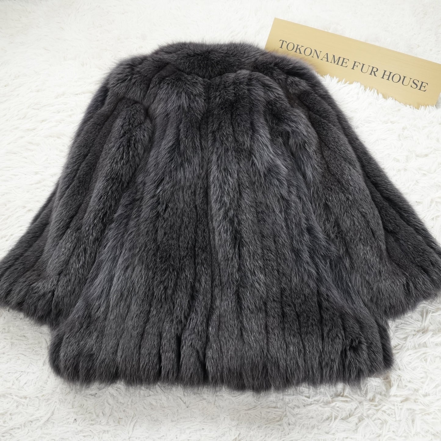 Gray Dyed SAGA FOX Fur Coat - Genuine Vintage Fur From Japan