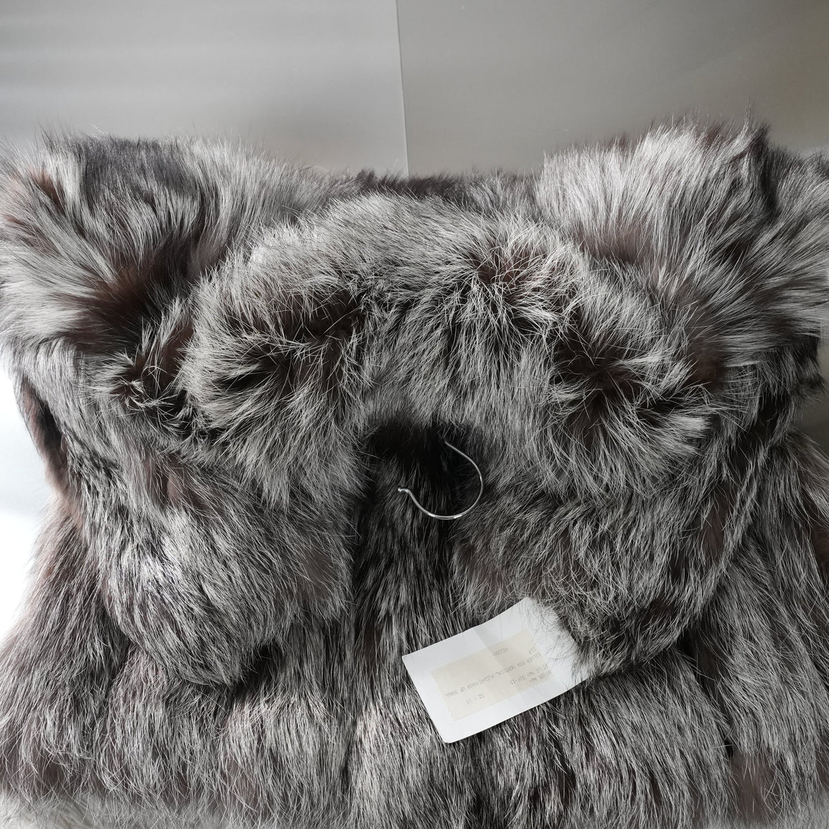 Silver Fox Fur Coat SAGA ROYAL FOX - Genuine Vintage Fur From Japan