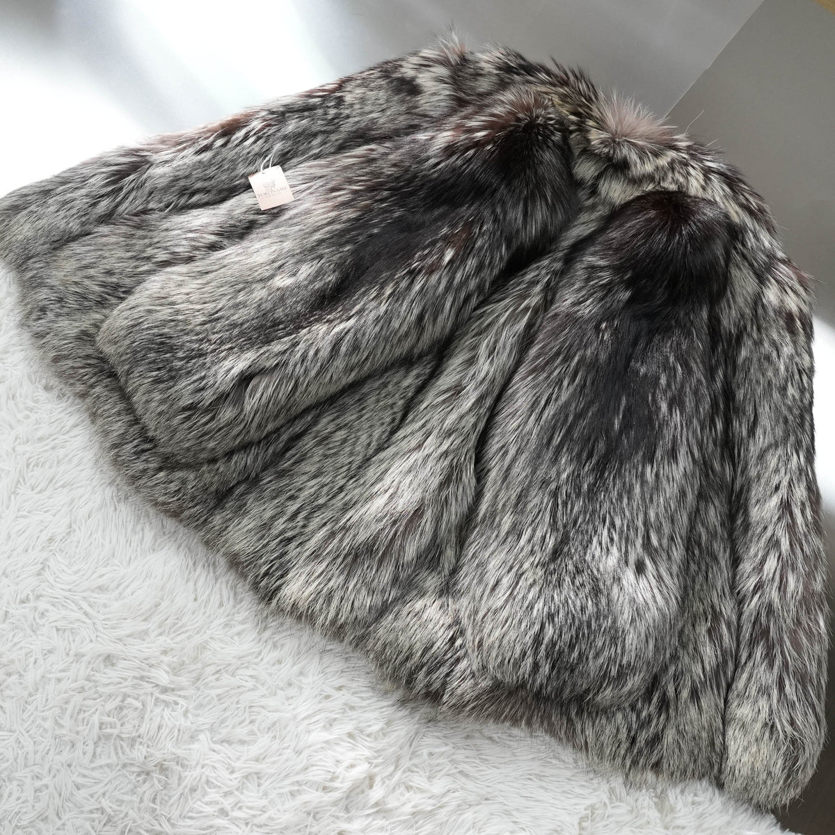 Silver Fox Fur Coat - Genuine Vintage Fur From Japan