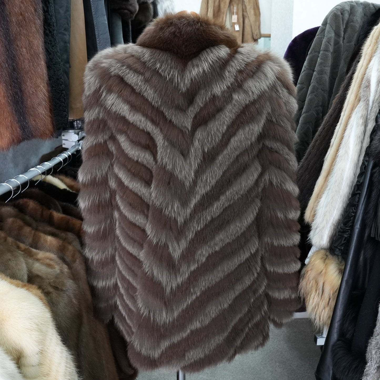Two tone Dyed  Fox Fur Coat SAGA FOX - Genuine Vintage Fur From Japan