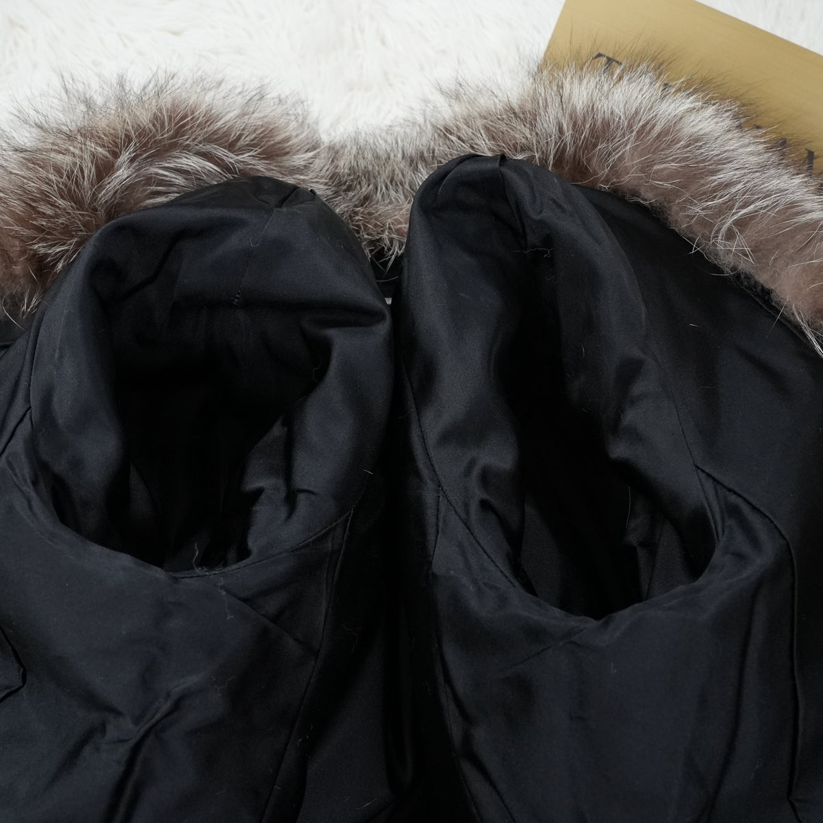Silver Fox Coat EMBA - Genuine Vintage Fur From Japan