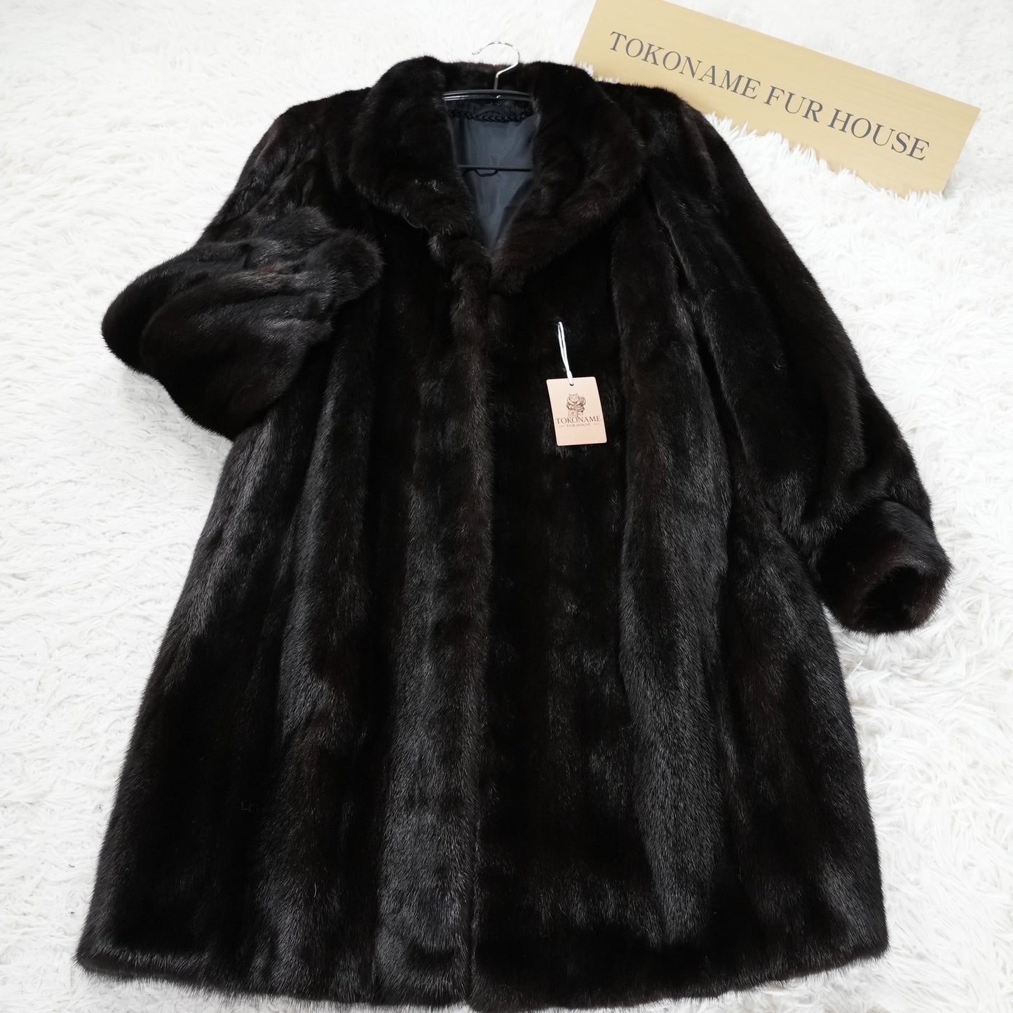ROYAL SAGA MINK Fur Coat - Genuine Vintage Fur From Japan