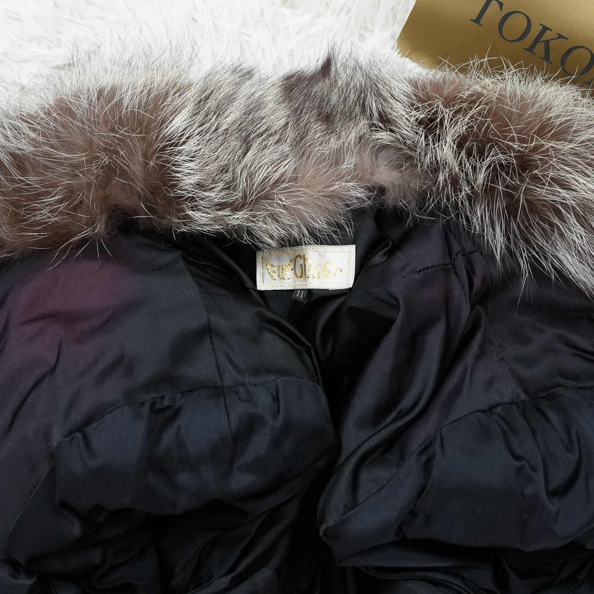 Silver Fox Fur Coat Soft and Fuluffy - Genuine Vintage Fur From Japan