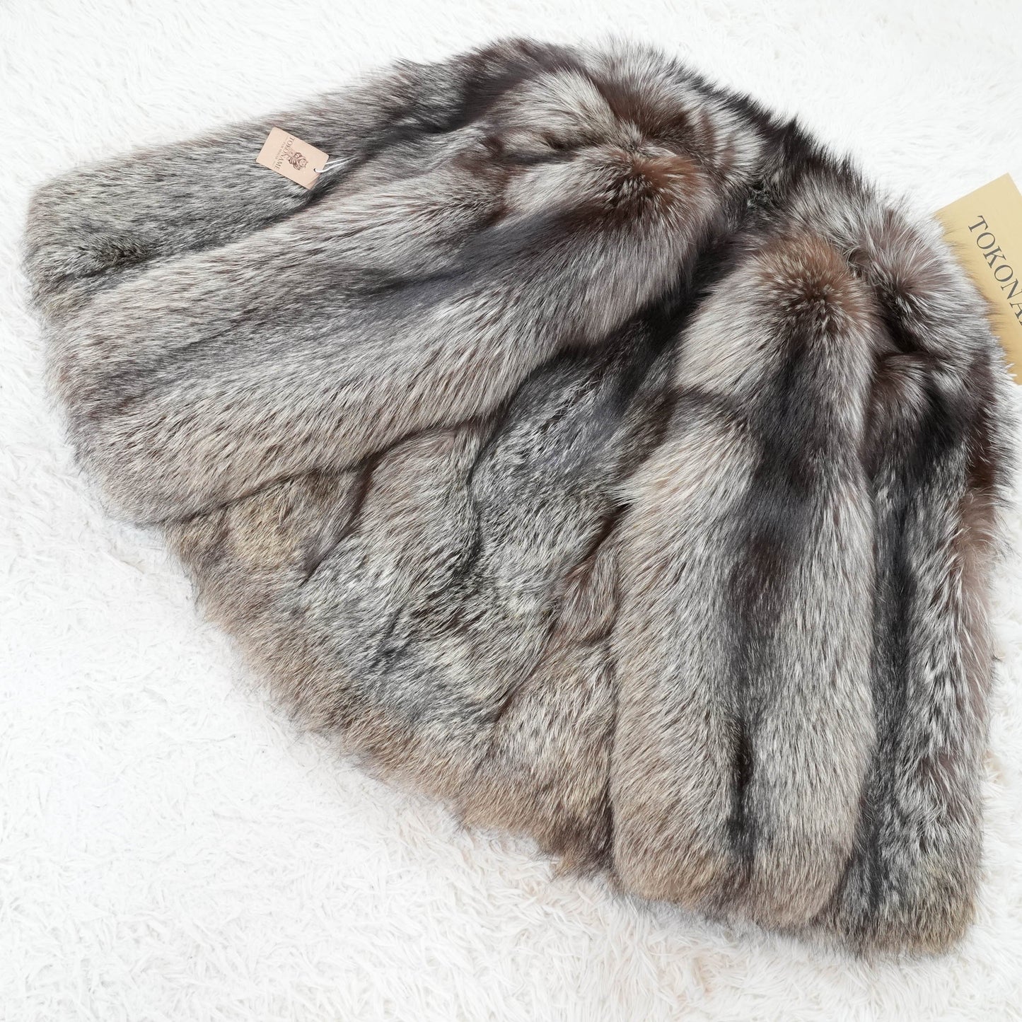 Silver Fox Fur Coat - Genuine Vintage Fur From Japan