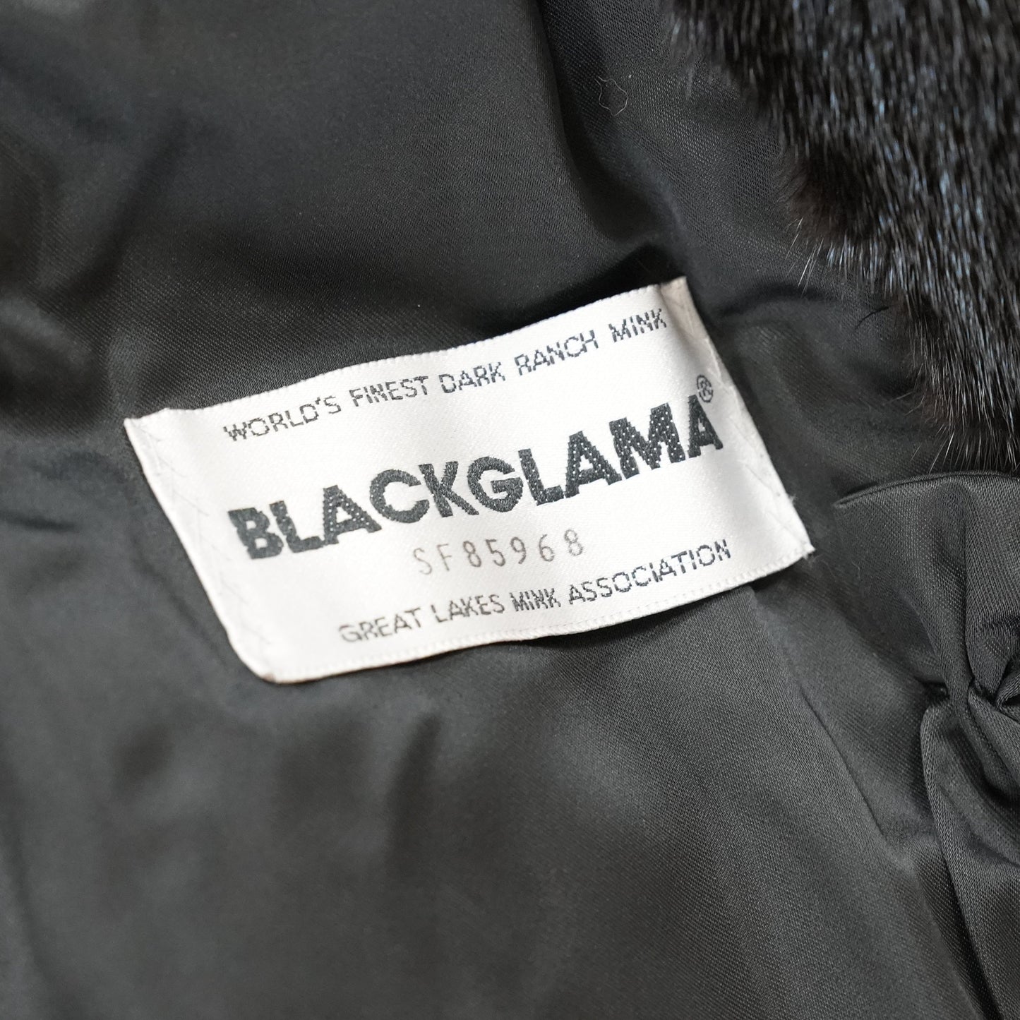 BLACKGLAMA Mink Coat Substantial and luxurious - Genuine Vintage Fur From Japan