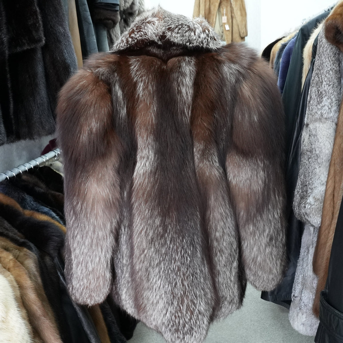 Silver Fox Fur Coat Soft and Fluffy SAGA FOX - Genuine Vintage Fur From Japan