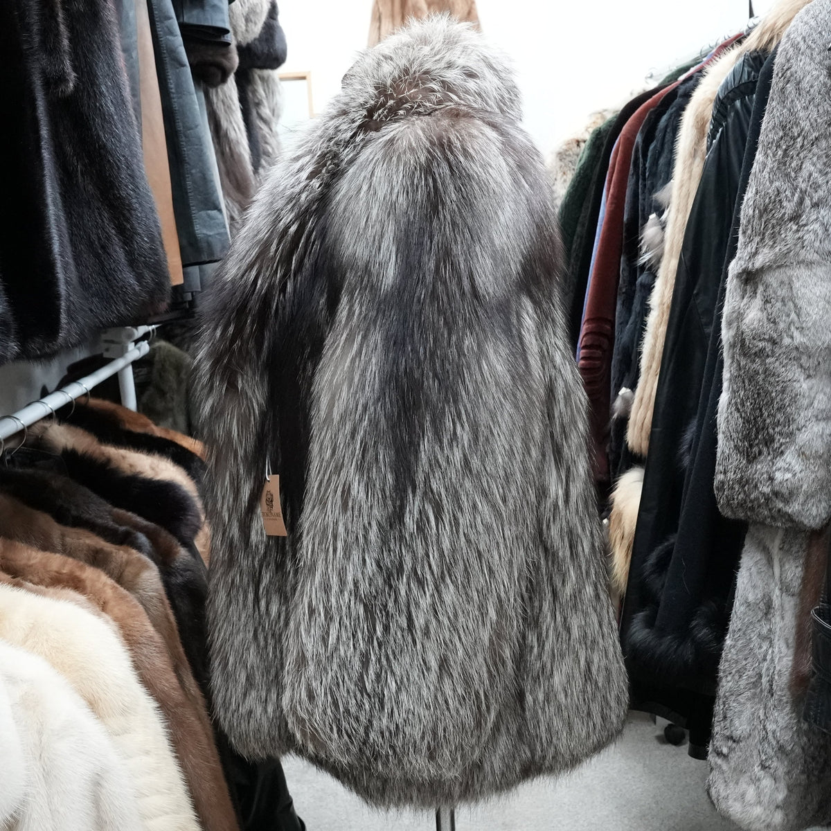 Silver Fox Coat EMBA - Genuine Vintage Fur From Japan