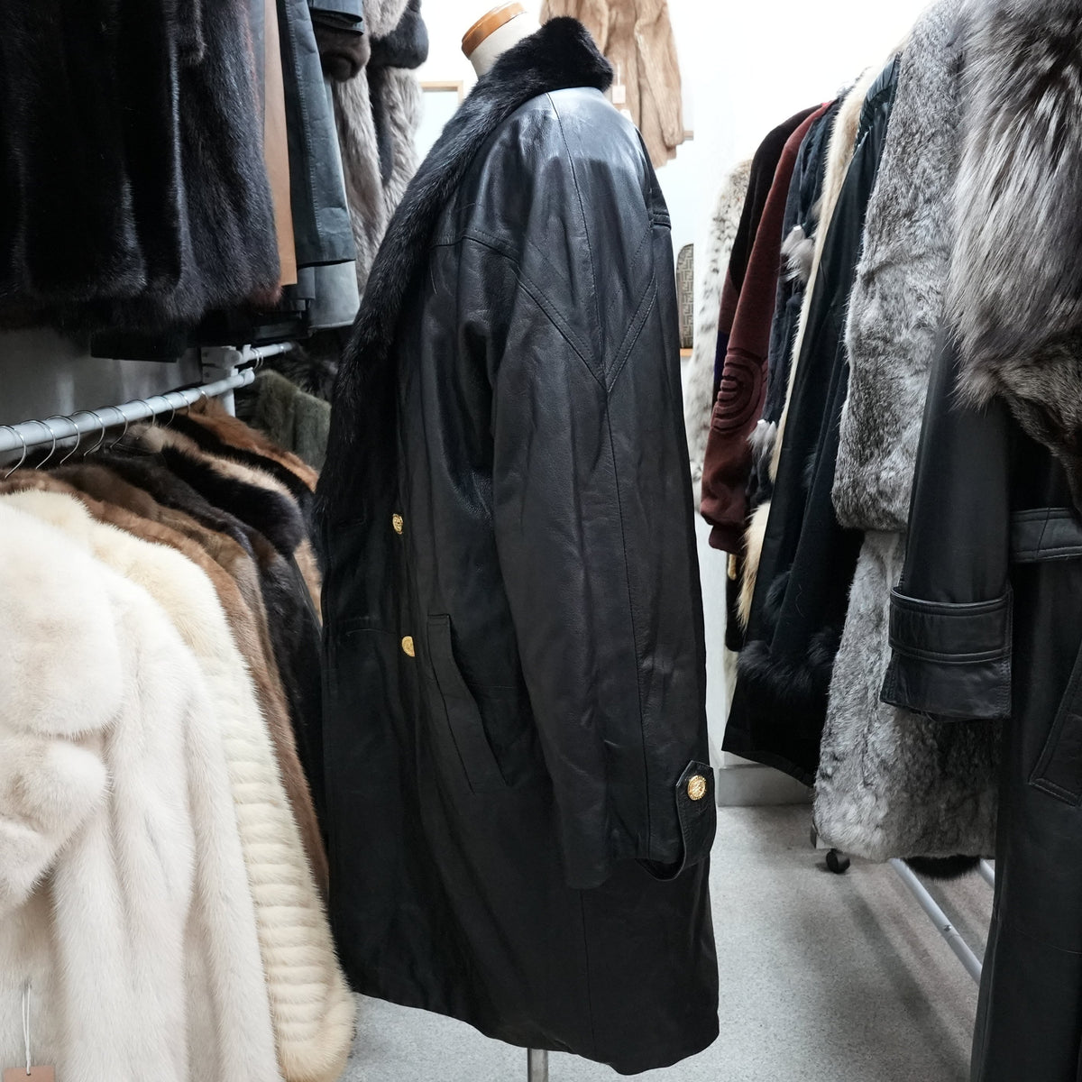 Men Reversible Mink and Lamb Leather Coat - Genuine Vintage Fur From Japan