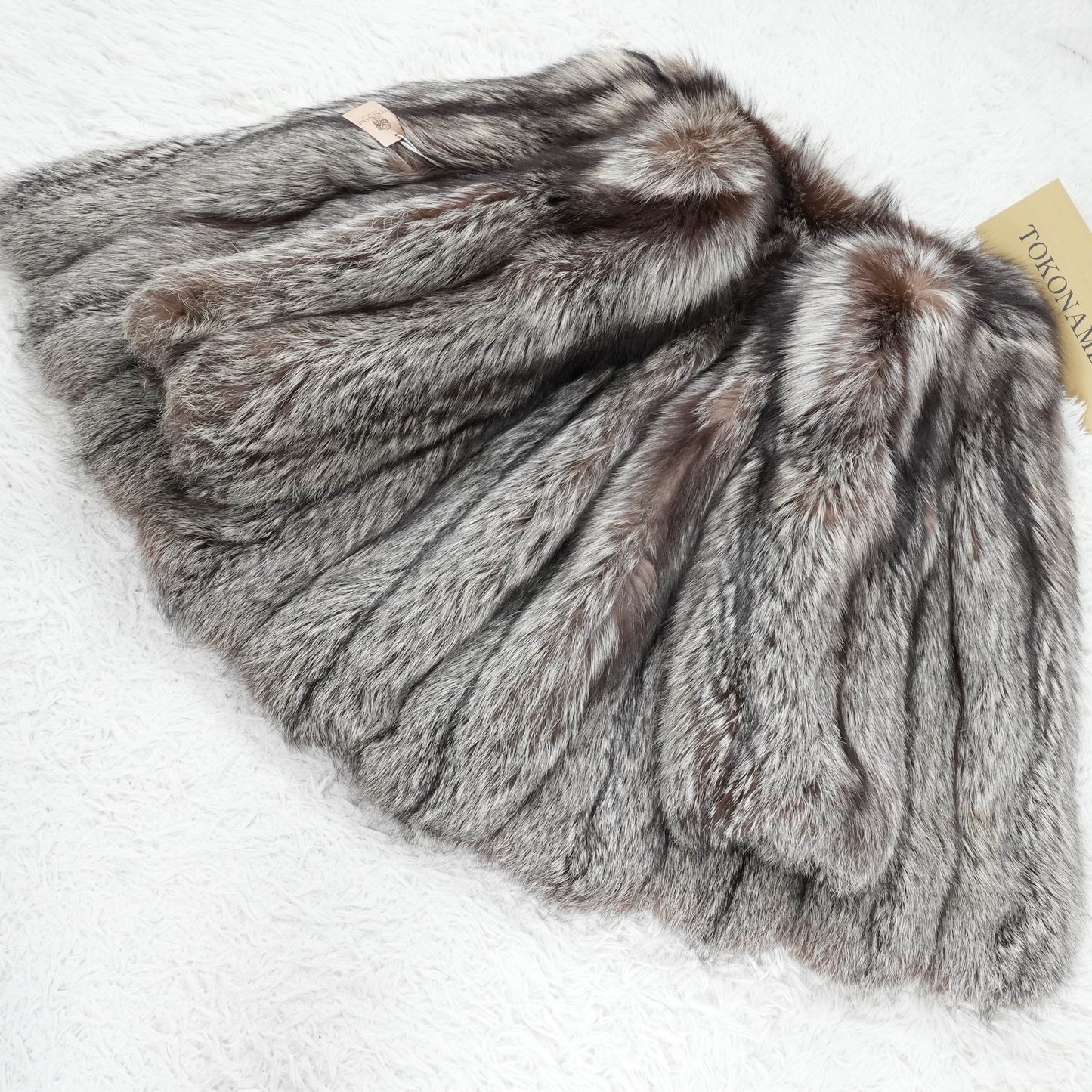 Silver Fox Coat PARTINA - Genuine Vintage Fur From Japan