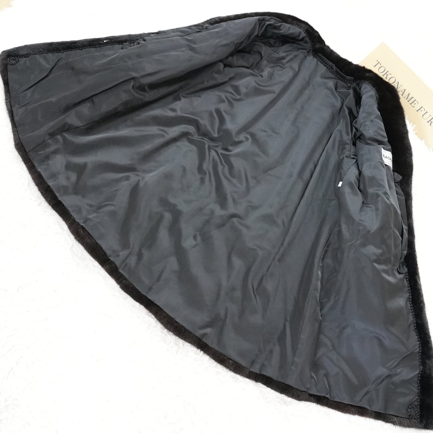 BLACKGLAMA Mink Coat Substantial and luxurious - Genuine Vintage Fur From Japan