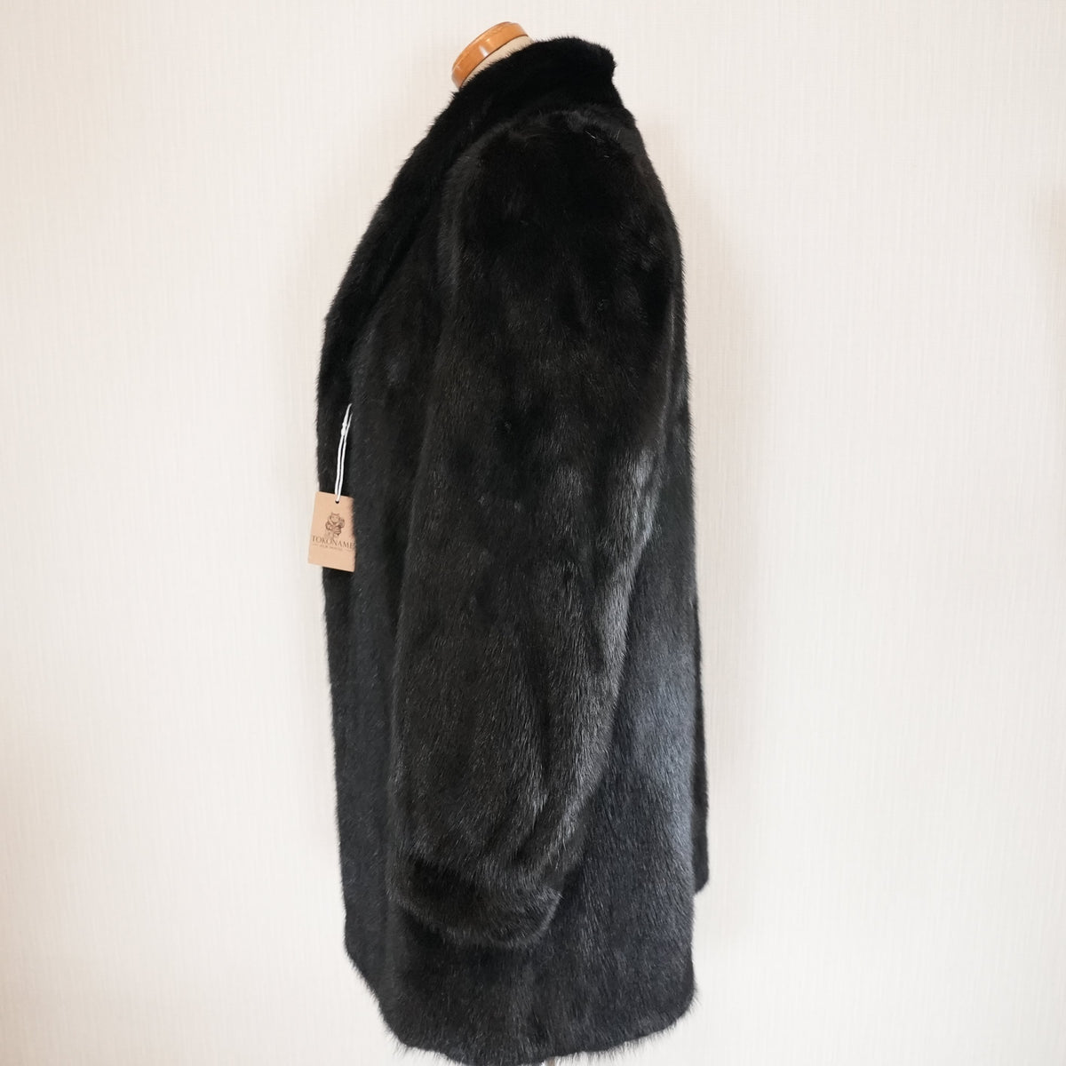 SAGA MINK Fur Coat - Genuine Vintage Fur From Japan