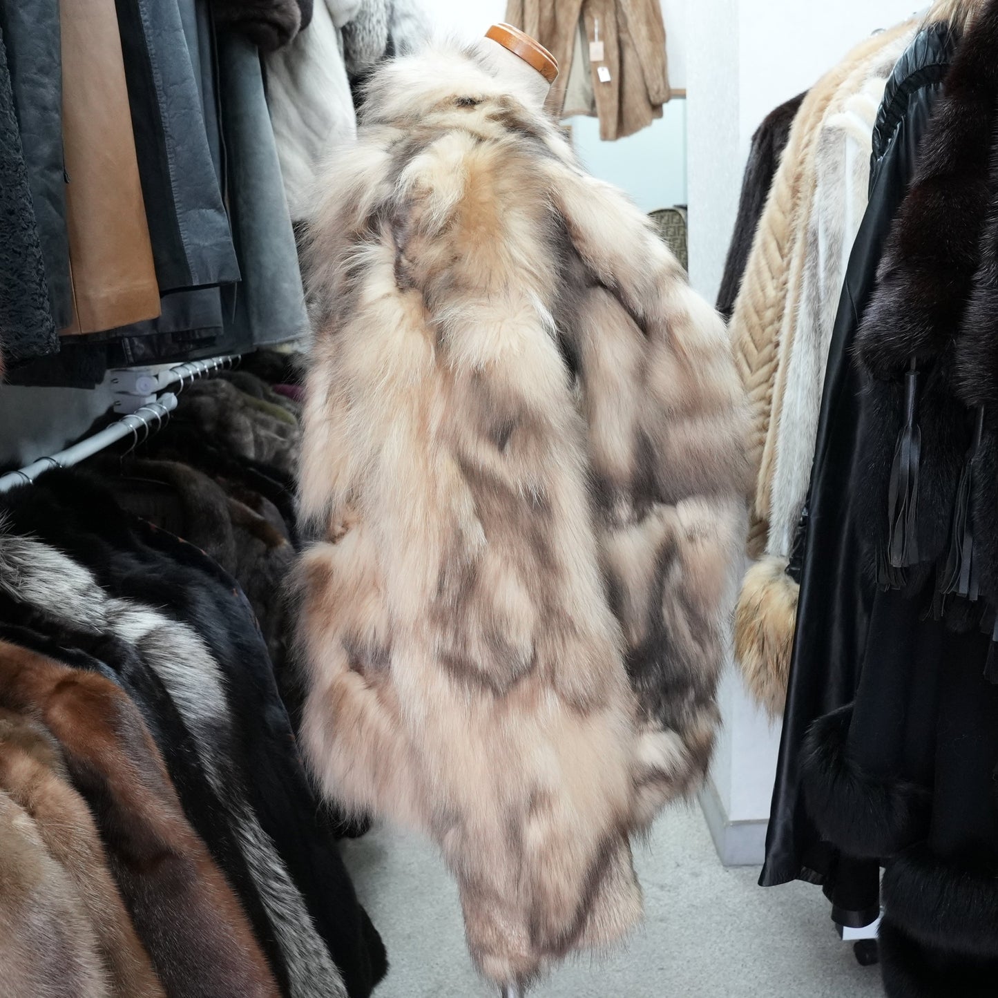 Fitch Fur Jacket ANAYI - Genuine Vintage Fur From Japan