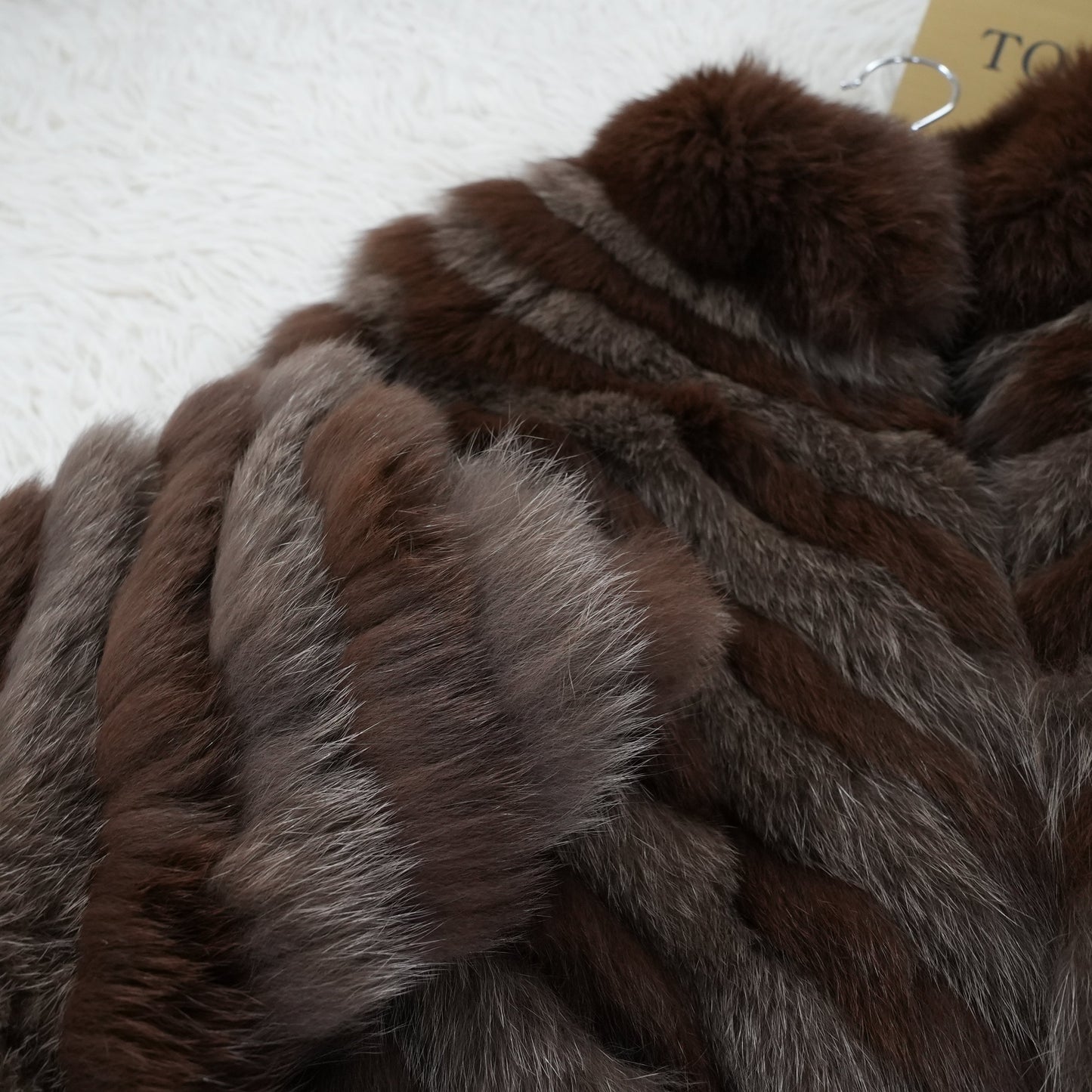 Two tone Dyed  Fox Fur Coat SAGA FOX - Genuine Vintage Fur From Japan