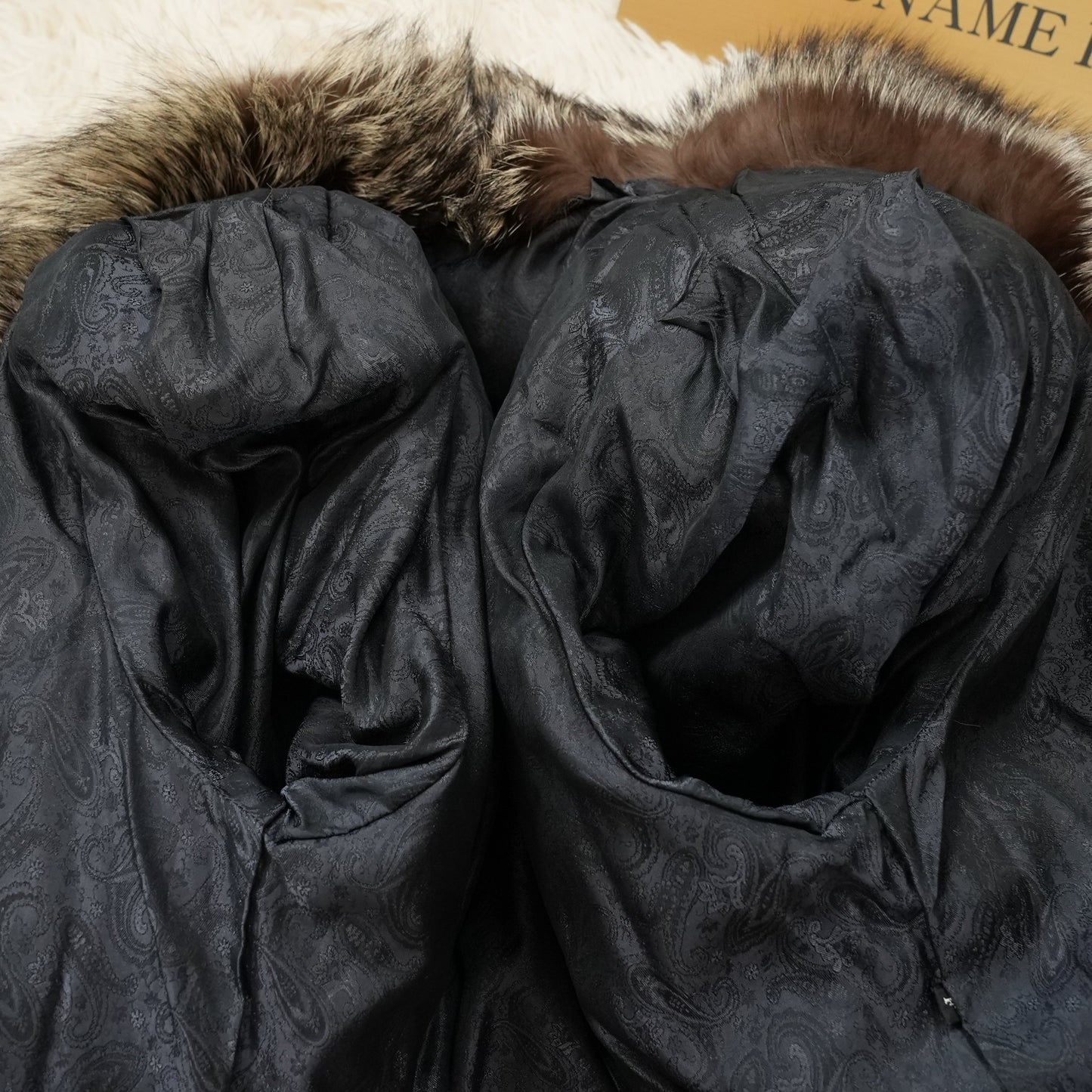 SAGA ROYAL FOX Silver Fox Coat - Genuine Vintage Fur From Japan