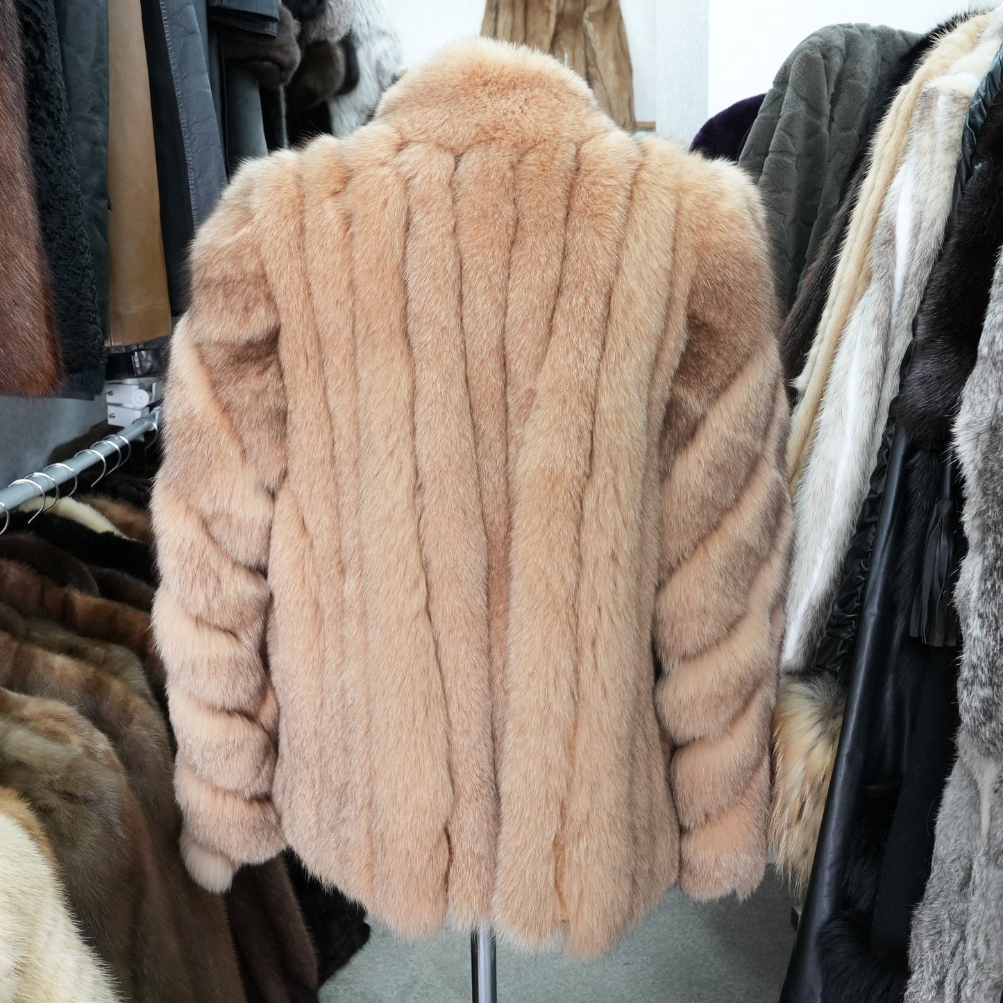 Beige Dyed Fox Fur Coat - Genuine Vintage Fur From Japan