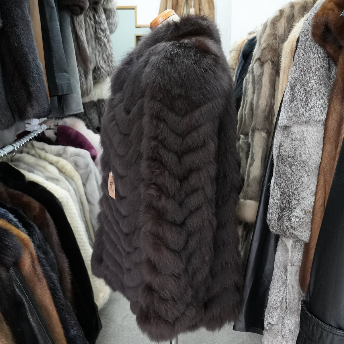 Dark Brown Dyed chevron Design Fox Fur Coat - Genuine Vintage Fur From Japan