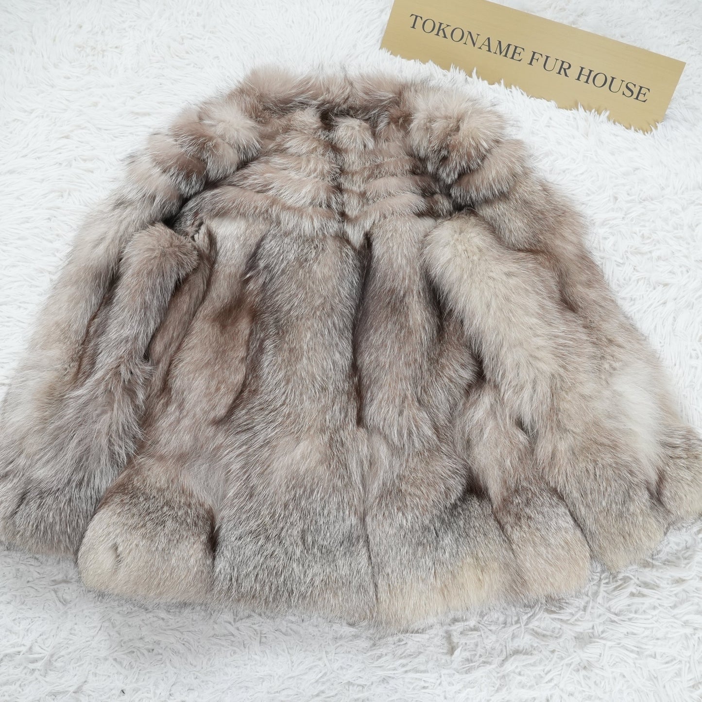 BlueFrost Fox Fur Coat SAGA FOX - Genuine Vintage Fur From Japan