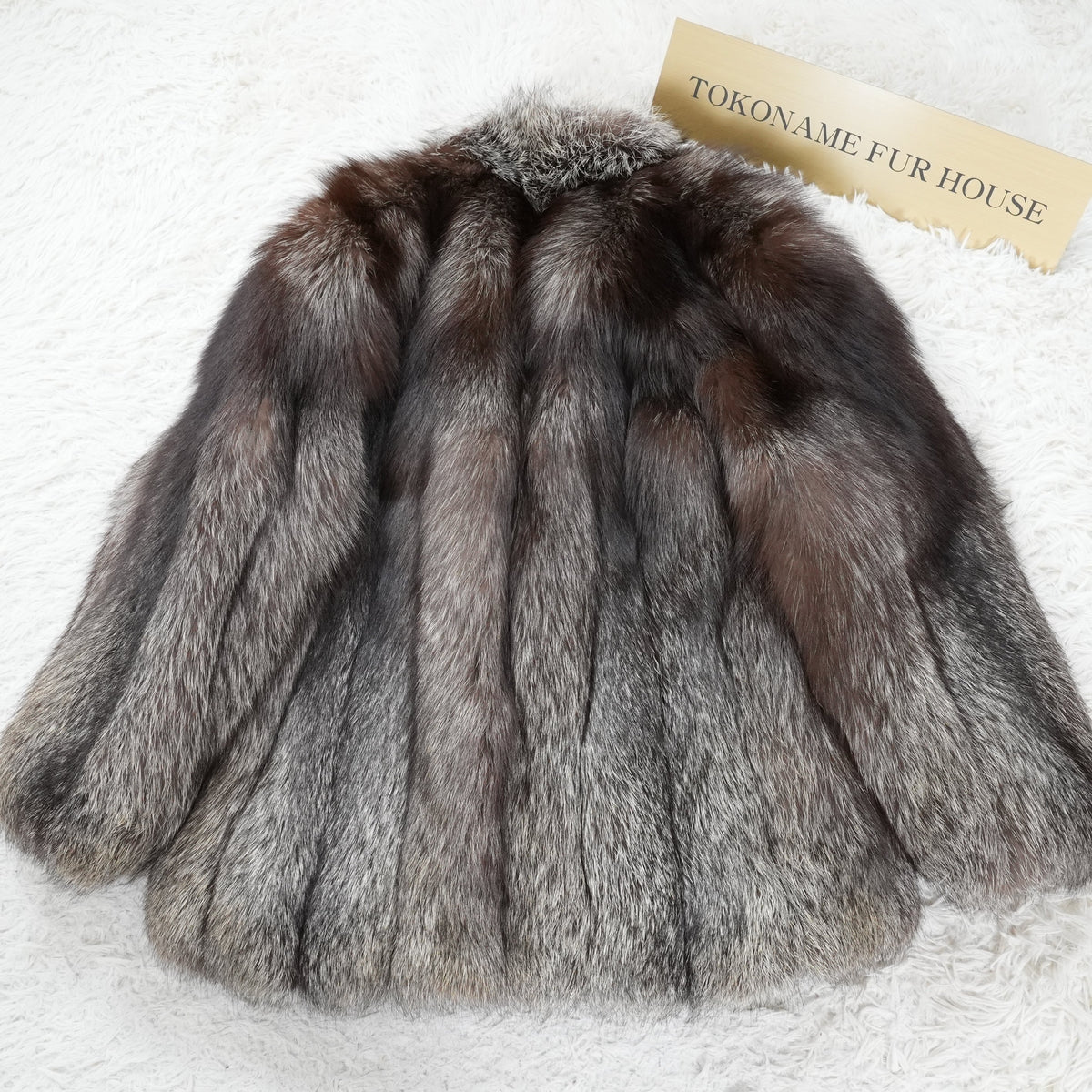 Silver Fox Fur Coat Soft and Fuluffy - Genuine Vintage Fur From Japan