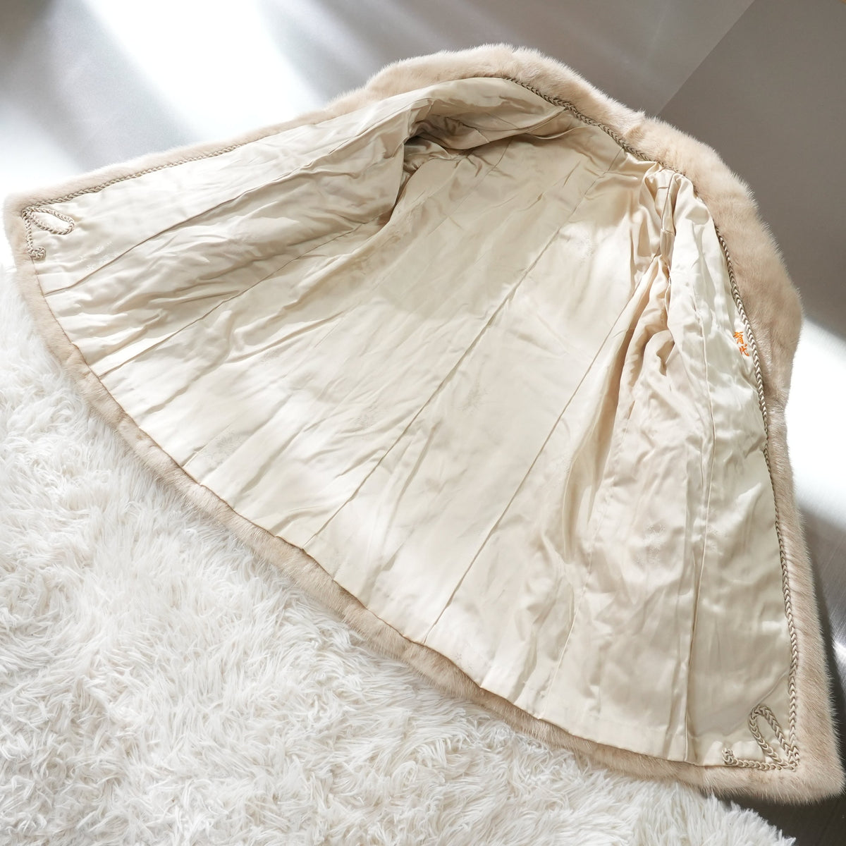Pearl Mink Fur Coat - Genuine Vintage Fur From Japan