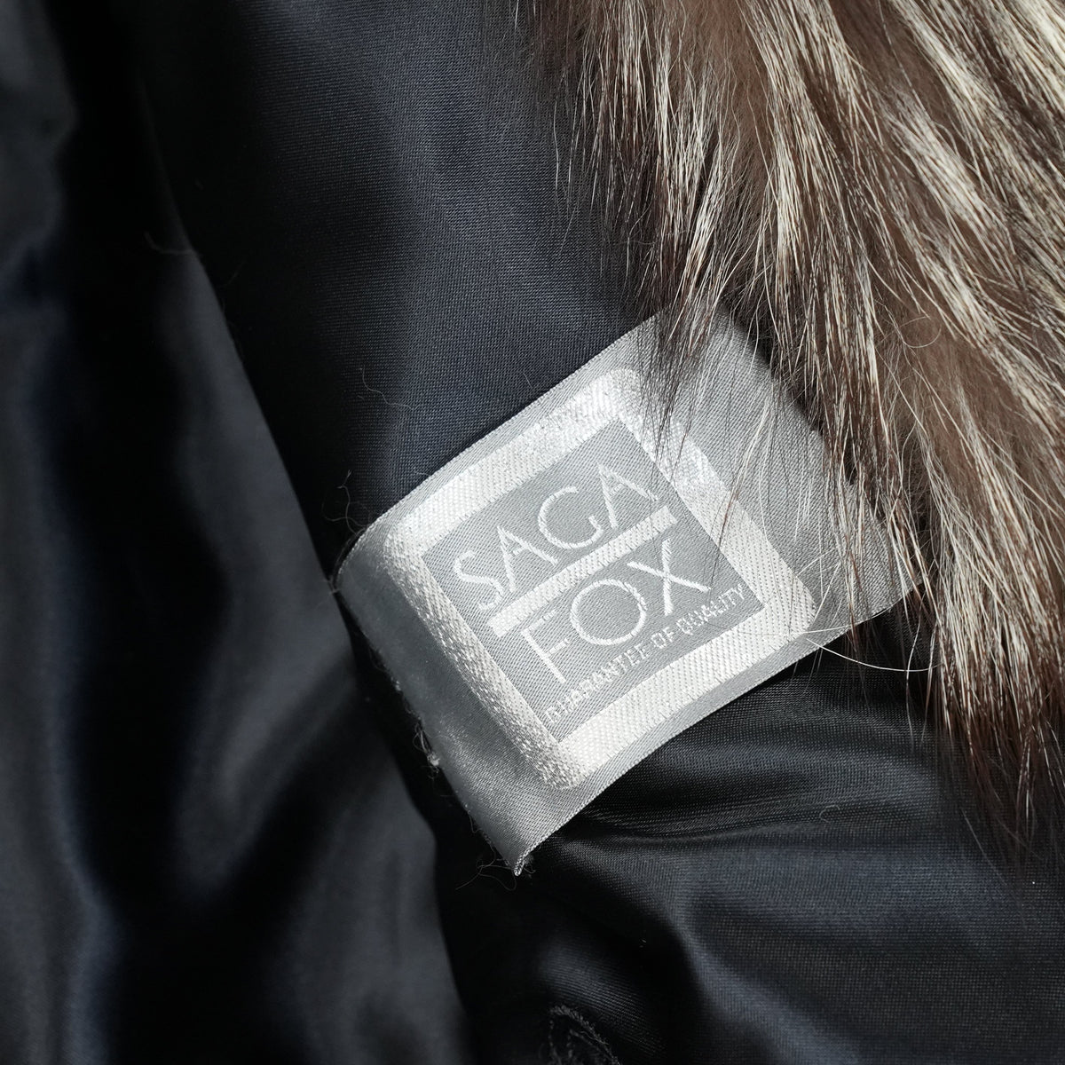 Silver Fox Fur Coat - Genuine Vintage Fur From Japan