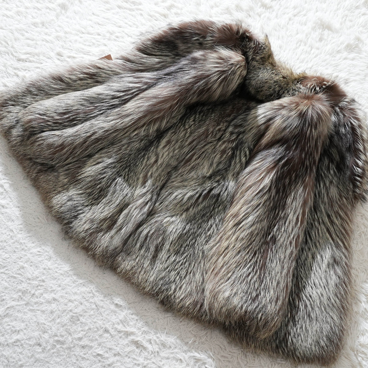 Silver Fox Fur Coat - Genuine Vintage Fur From Japan