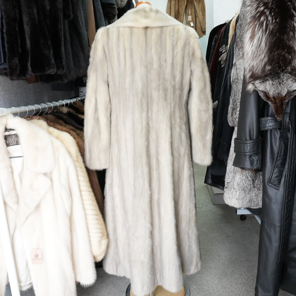 Sapphire Mink Long Coat EMBA - Genuine Vintage Fur From Japan
