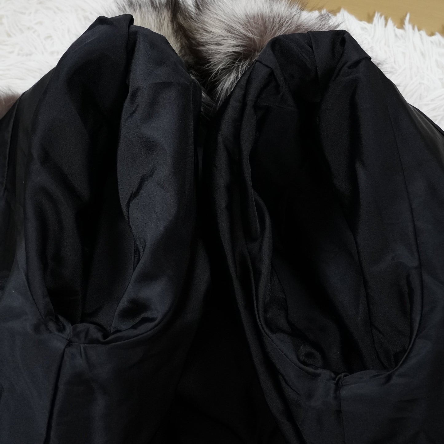 Silver Fox Fur Coat - Genuine Vintage Fur From Japan