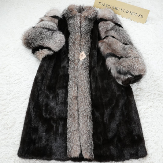 Dark Mink and Silver Fox Design Long Coat SAGA - Genuine Vintage Fur From Japan