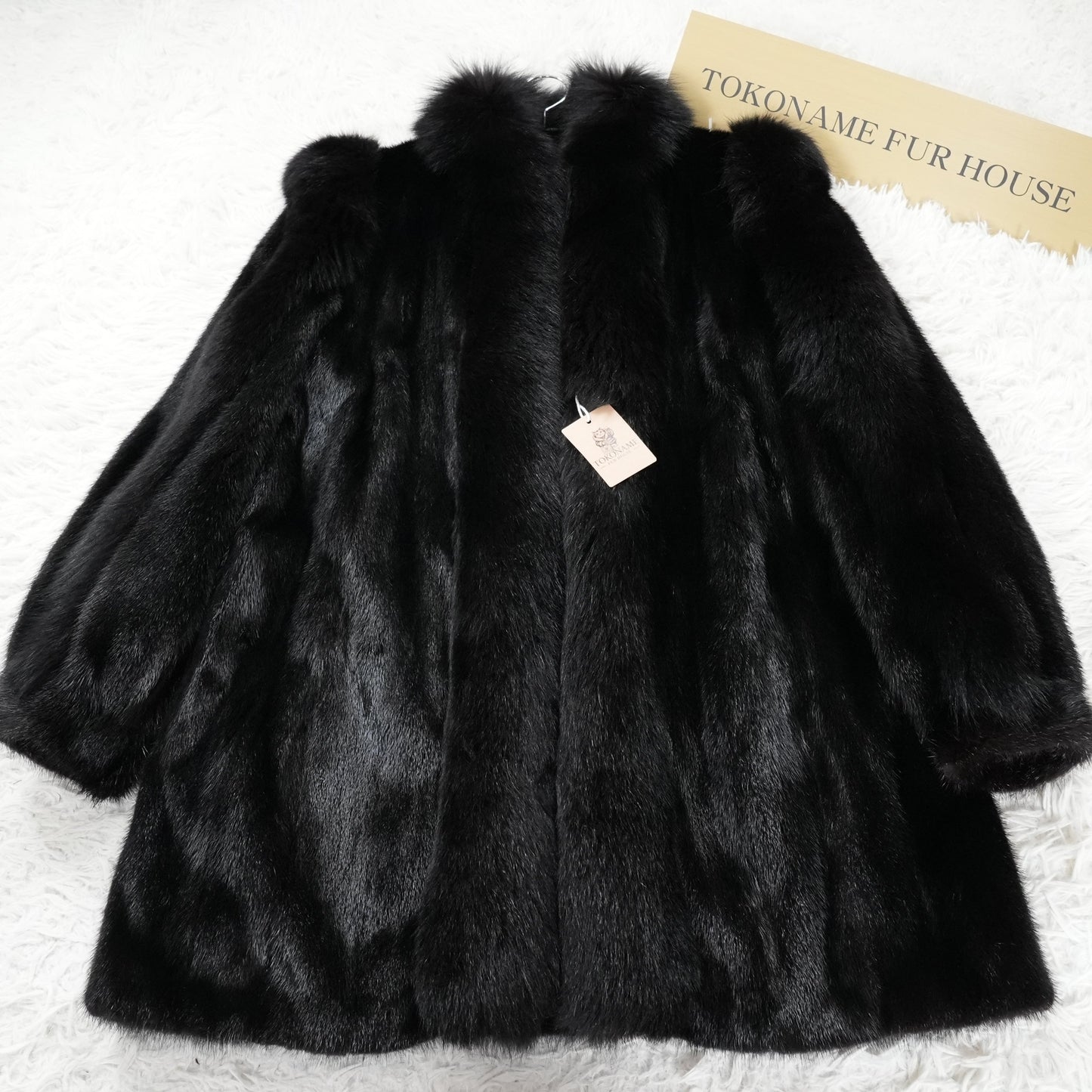 SAGA MINK & Fox Design Coat - Genuine Vintage Fur From Japan