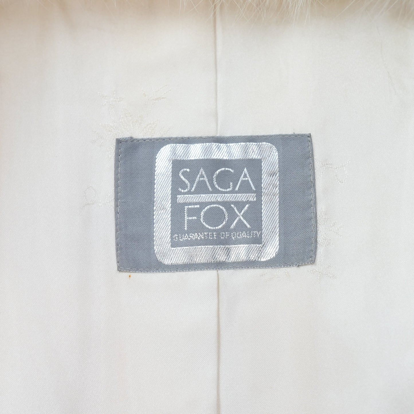 Shadow Fox and Blue Fox Stripe Design Coat SAGA FOX