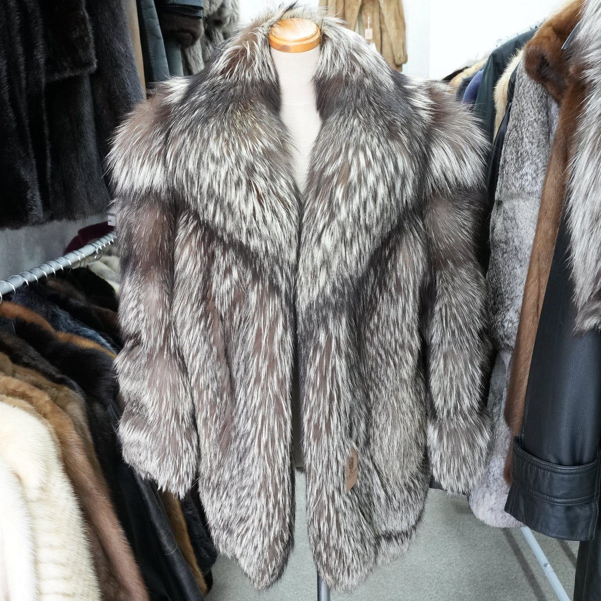 Silver Fox Fur Coat - Genuine Vintage Fur From Japan