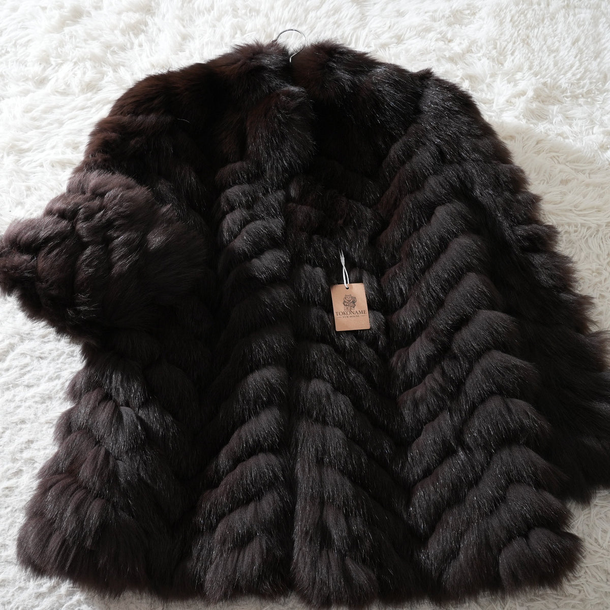 Dark Brown Dyed chevron Design Fox Fur Coat - Genuine Vintage Fur From Japan