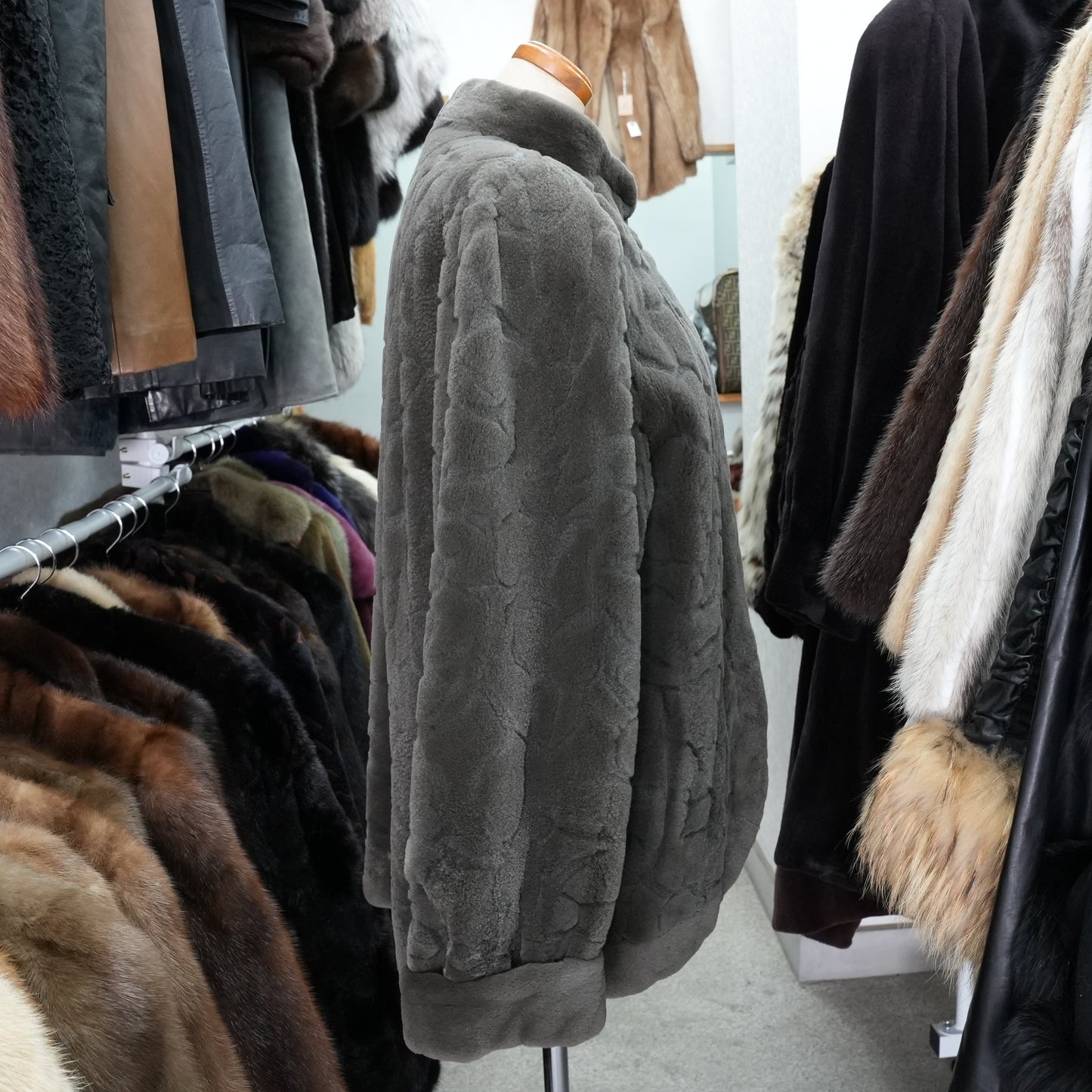 Valentino Furs SAGA ROYAL MINK Shaved Jacket - Genuine Vintage Fur From Japan