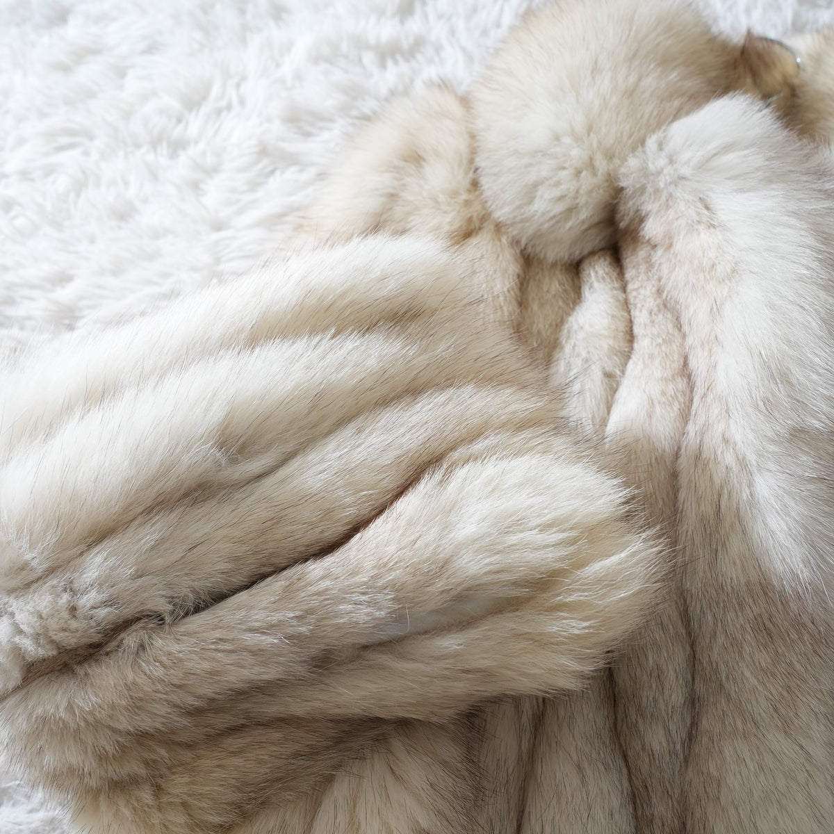 Nordic Fox Fur Coat - Genuine Vintage Fur From Japan